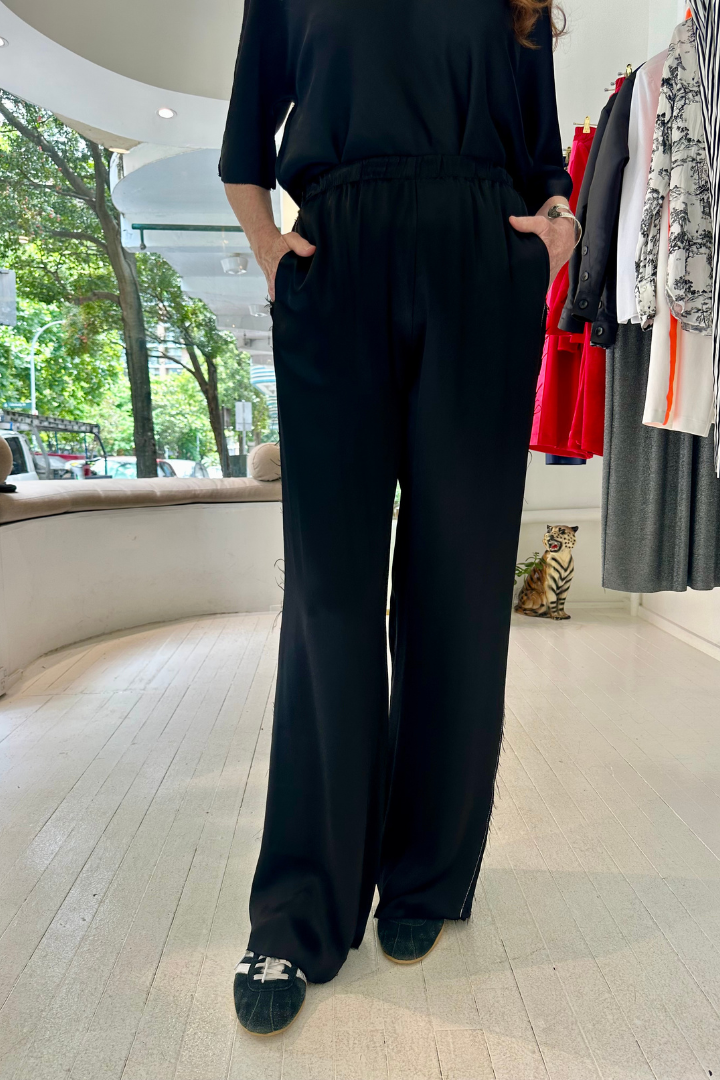 Relaxed Satin Crepe Black Pants