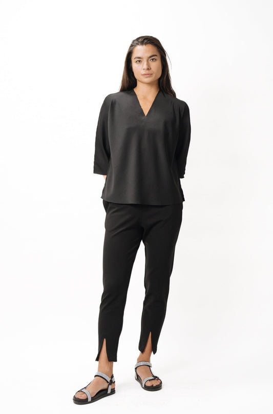 V Point Pant · Ebony
